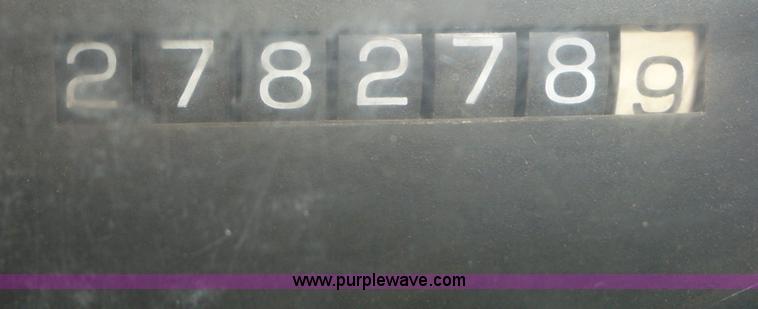 image for item 3446 1994 Chevrolet C2500