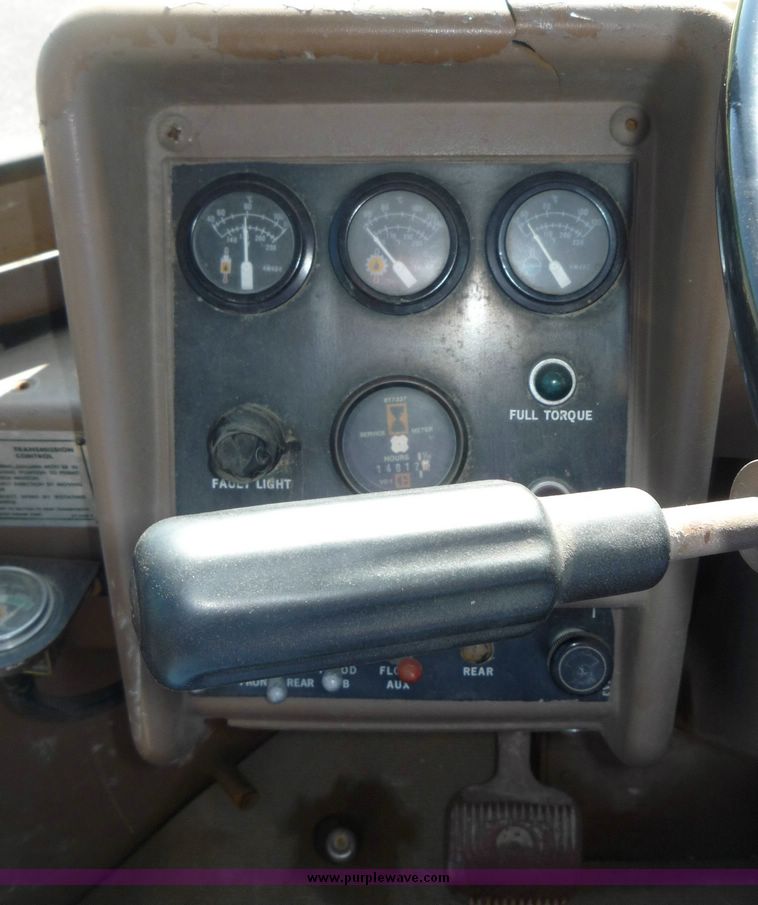 image for item 4031 1984 Caterpillar 988B wheel loader