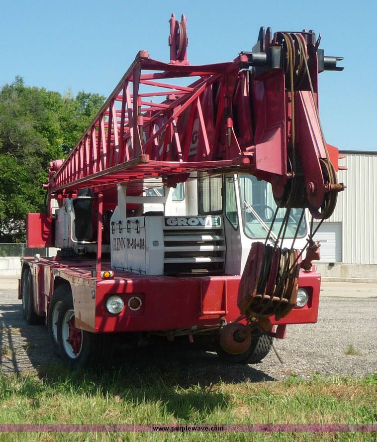 image for item 4033 1975 Grove 50-1 hydraulic crane