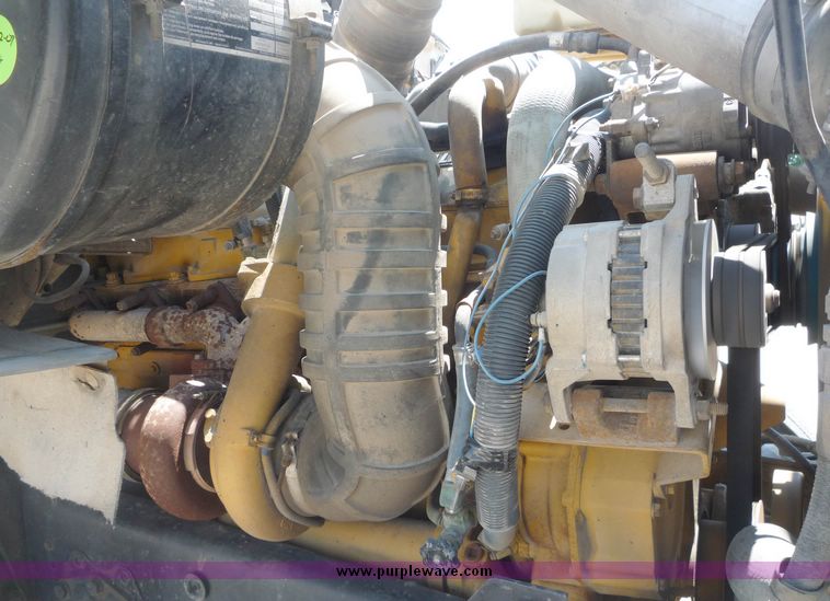 image for item 4038 1995 Ford Conventional L9000 triple axle semi truck