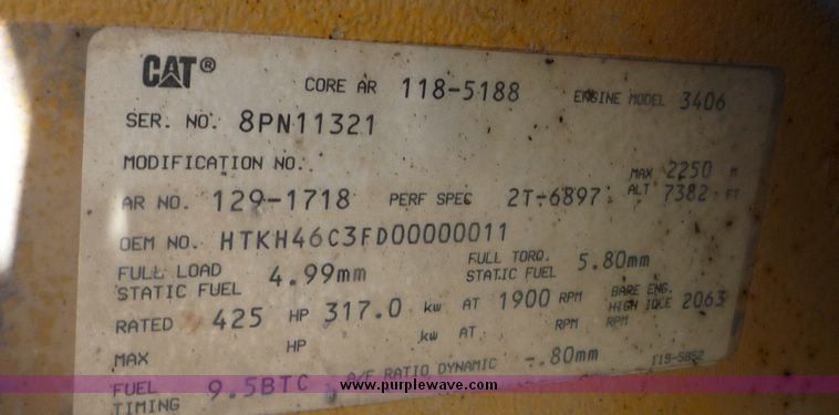 image for item 4038 1995 Ford Conventional L9000 triple axle semi truck