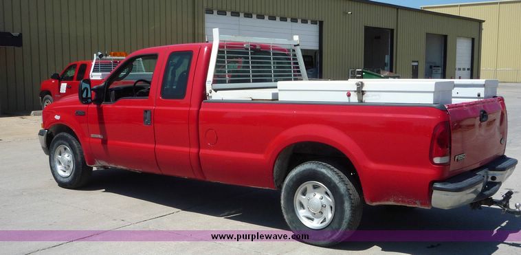 image for item 4041 2003 Ford F250 Super Duty