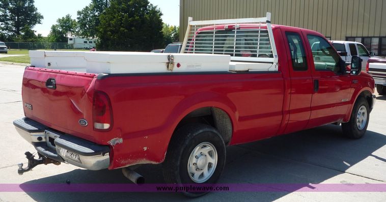image for item 4041 2003 Ford F250 Super Duty