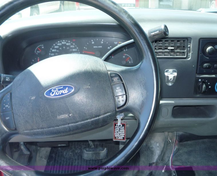image for item 4041 2003 Ford F250 Super Duty