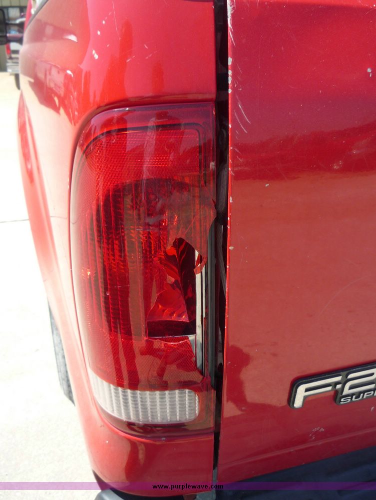 image for item 4041 2003 Ford F250 Super Duty