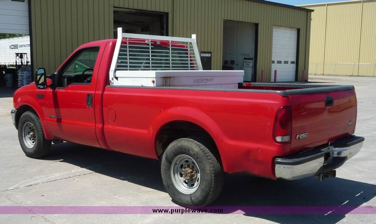 image for item 4045 2000 Ford F250 Super Duty pickup truck