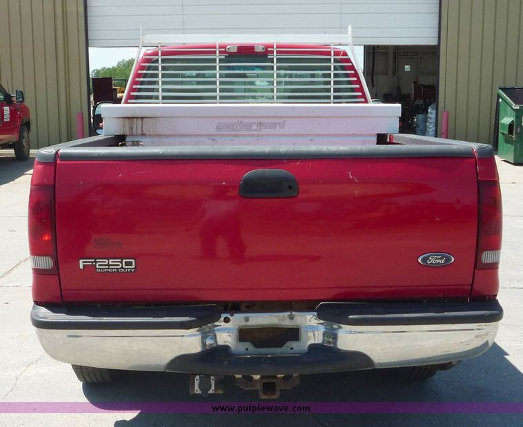 image for item 4045 2000 Ford F250 Super Duty pickup truck