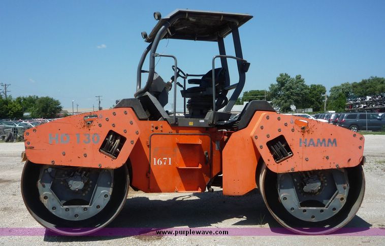 image for item 4046 Hamm HD130 vibratory roller