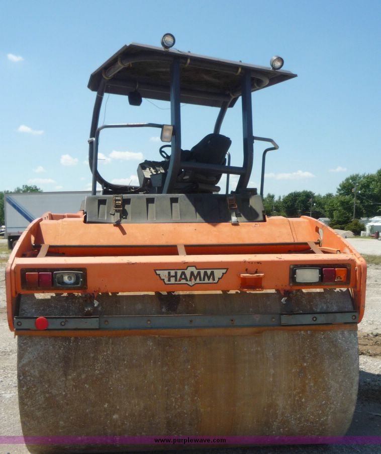 image for item 4046 Hamm HD130 vibratory roller