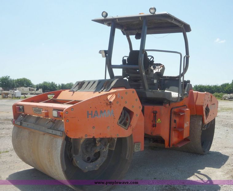 image for item 4046 Hamm HD130 vibratory roller