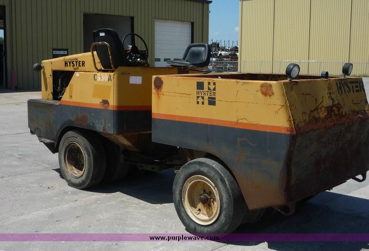 image for item 4047 Hyster C530A pneumatic rubber tire roller