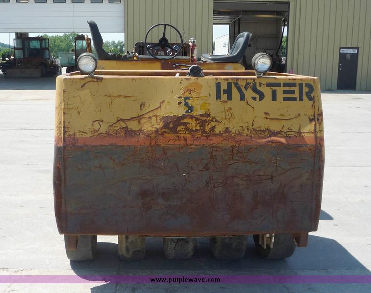 image for item 4047 Hyster C530A pneumatic rubber tire roller