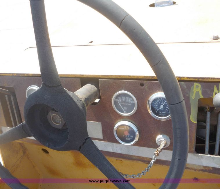 image for item 4047 Hyster C530A pneumatic rubber tire roller