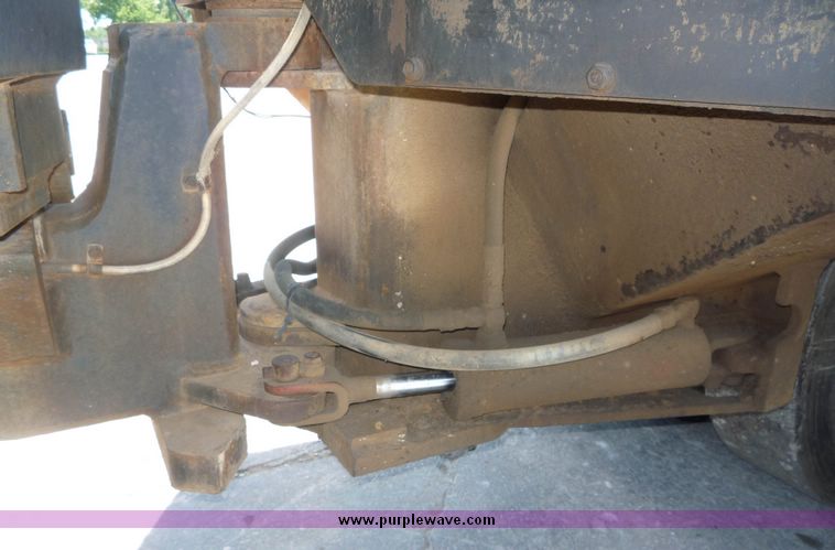 image for item 4047 Hyster C530A pneumatic rubber tire roller