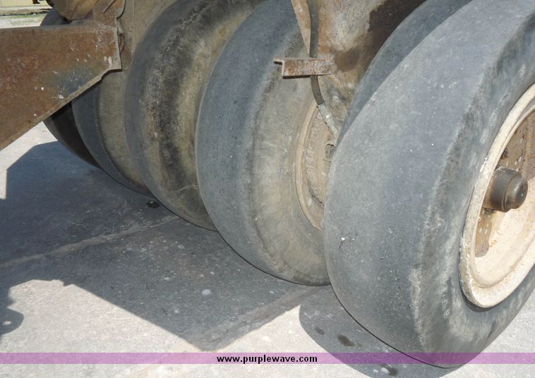 image for item 4047 Hyster C530A pneumatic rubber tire roller