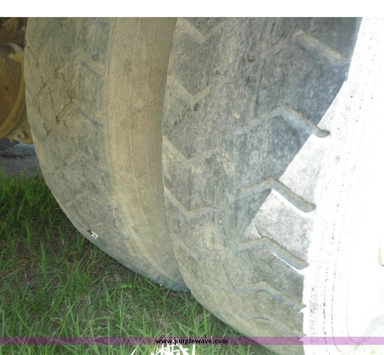 image for item 4048 1995 Ford F800 truck with Turner utility bed