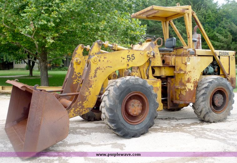 image for item 4082 1974 Clark 55 wheel loader