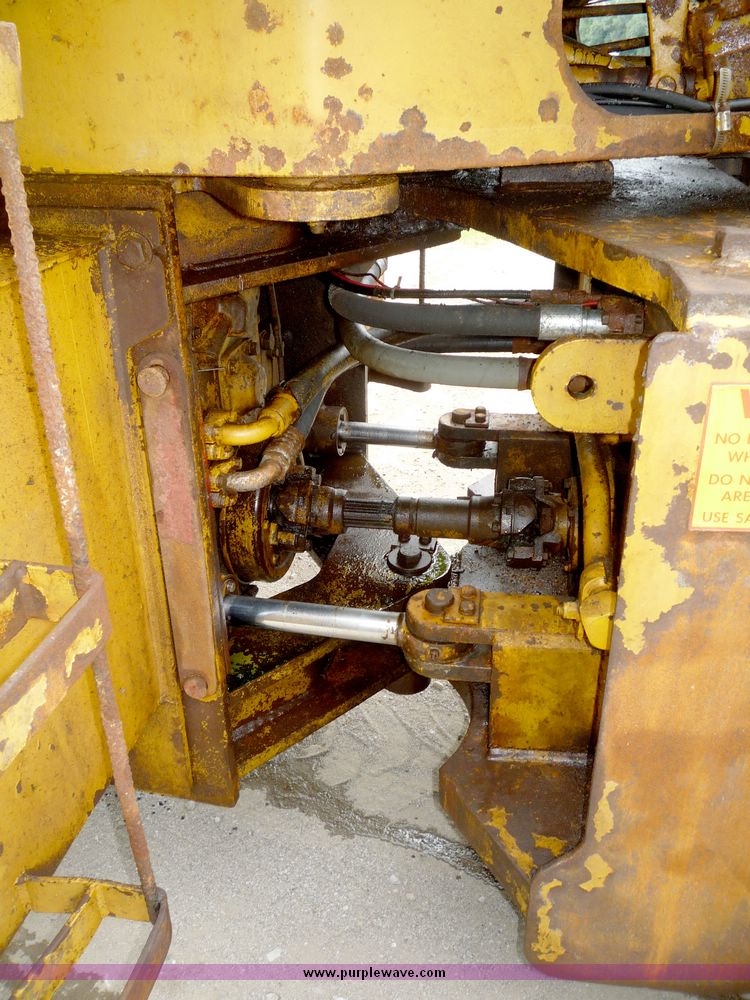 image for item 4082 1974 Clark 55 wheel loader