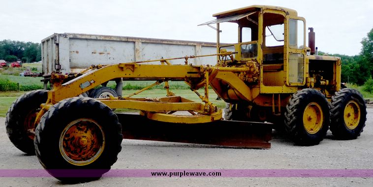image for item 4085 Caterpillar no. 12 motor grader