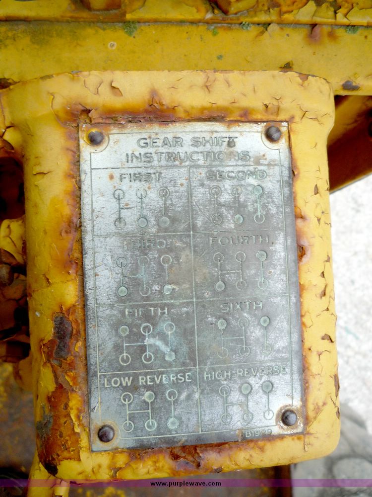 image for item 4085 Caterpillar no. 12 motor grader