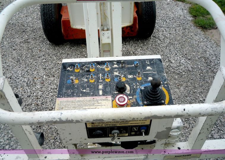 image for item 4088 Snorkel lift ATB46