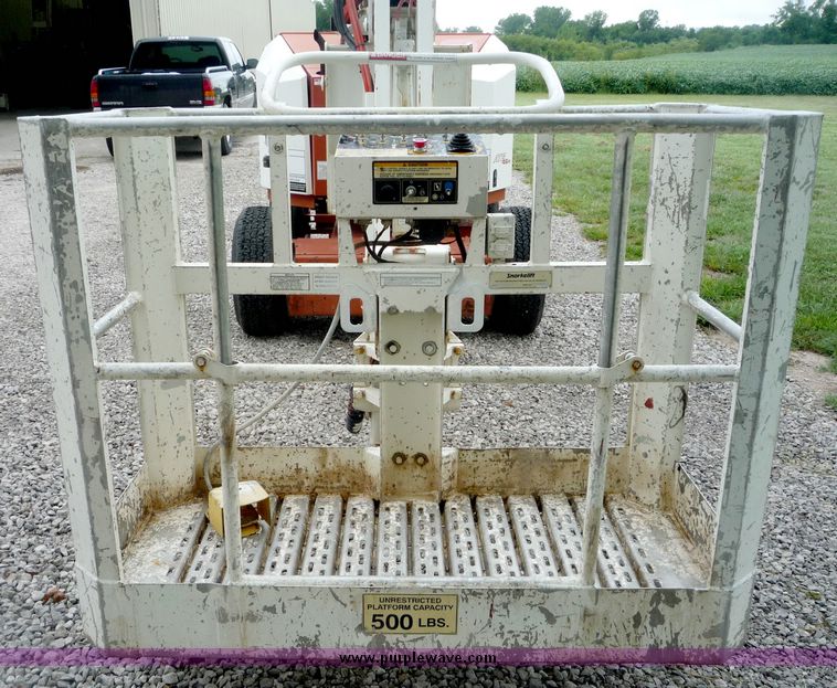 image for item 4088 Snorkel lift ATB46