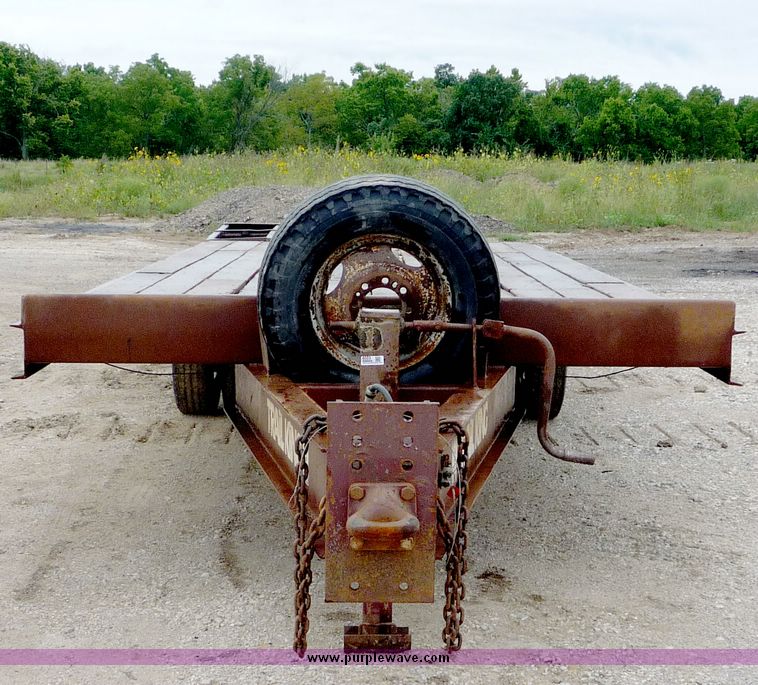 image for item 4089 1993 Trail King tandem axle trailer