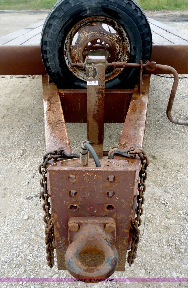 image for item 4089 1993 Trail King tandem axle trailer