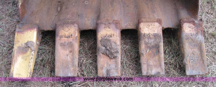 image for item 4562 Warner And Swasey 211 hydraulic excavator