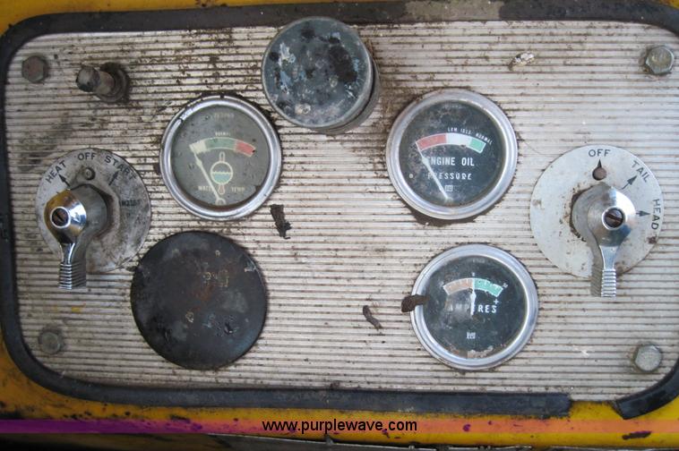 image for item 4564 Caterpillar 112F motor grader