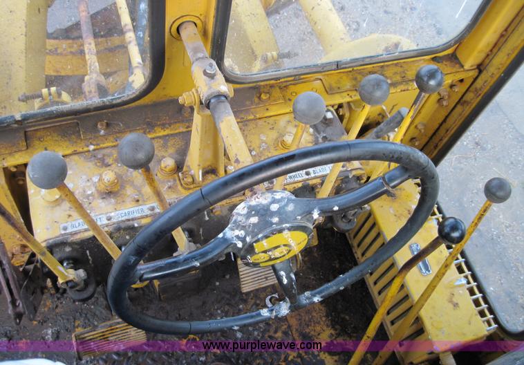 image for item 4564 Caterpillar 112F motor grader