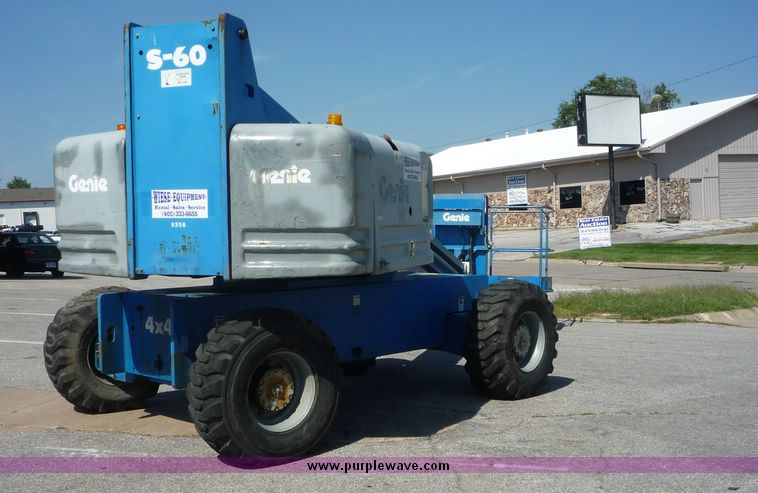 image for item 5060 Genie S-60 boom lift