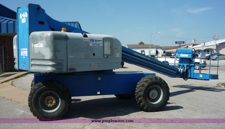 image for item 5060 Genie S-60 boom lift