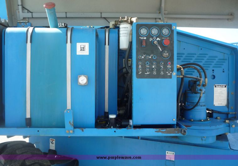 image for item 5060 Genie S-60 boom lift