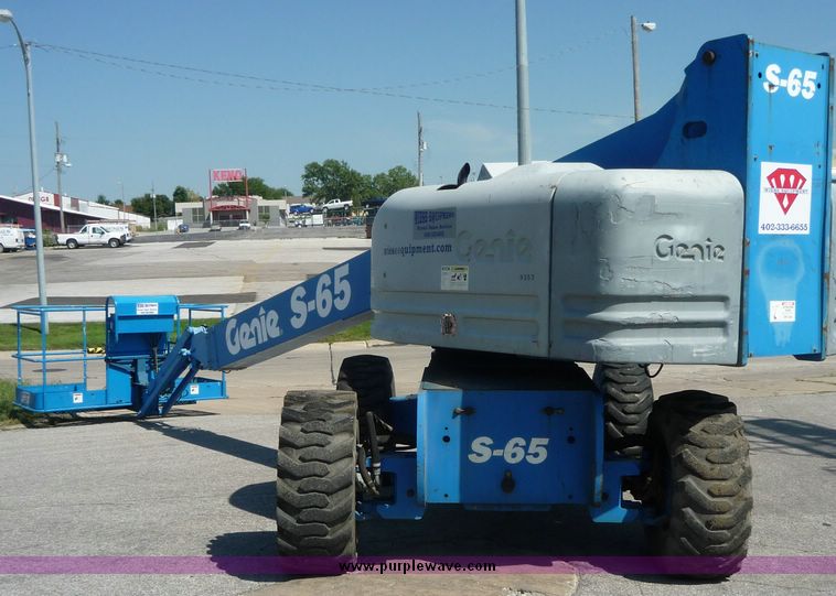 image for item 5061 Genie S-65 boom lift