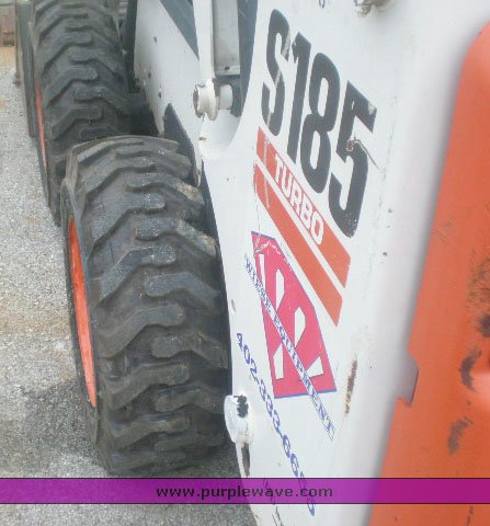image for item 5062 Bobcat S185 skid steer