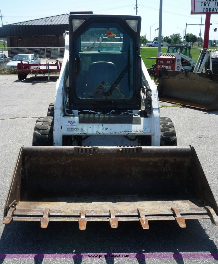 image for item 5062 Bobcat S185 skid steer