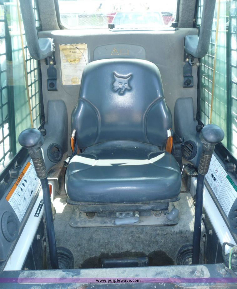 image for item 5062 Bobcat S185 skid steer