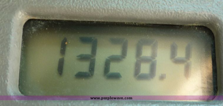 image for item 5062 Bobcat S185 skid steer