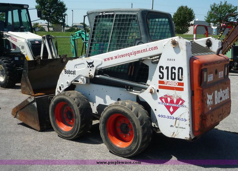 image for item 5063 Bobcat S160 skid steer