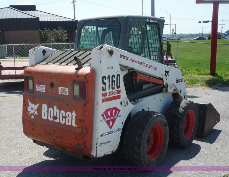 image for item 5063 Bobcat S160 skid steer