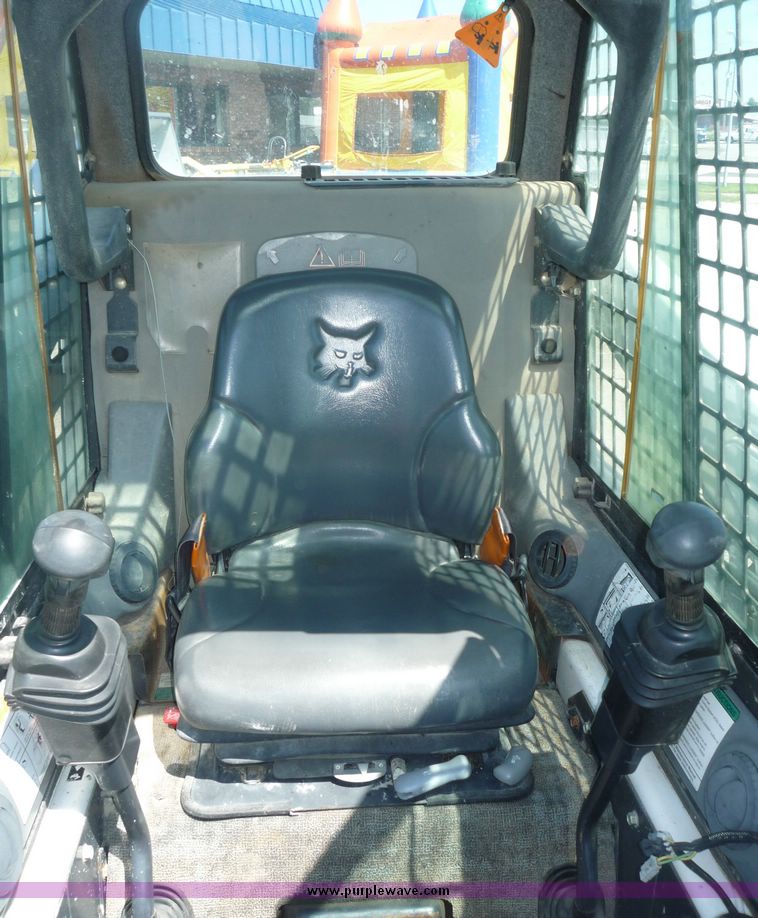 image for item 5063 Bobcat S160 skid steer