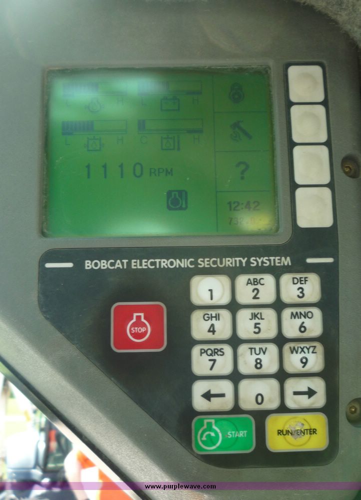 image for item 5063 Bobcat S160 skid steer