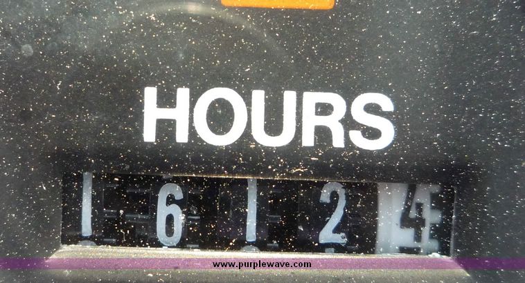 image for item 5064 2001 Ditch Witch 3700DD trencher