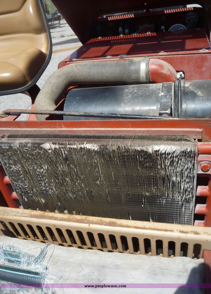 image for item 5064 2001 Ditch Witch 3700DD trencher