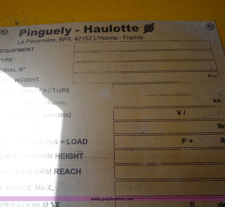 image for item 5065 2002 Haulotte 2747E compact scissor lift