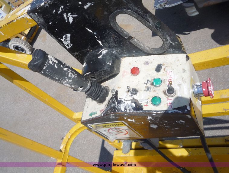 image for item 5065 2002 Haulotte 2747E compact scissor lift