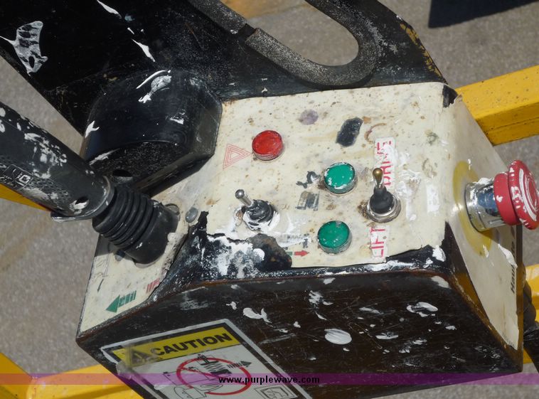 image for item 5065 2002 Haulotte 2747E compact scissor lift