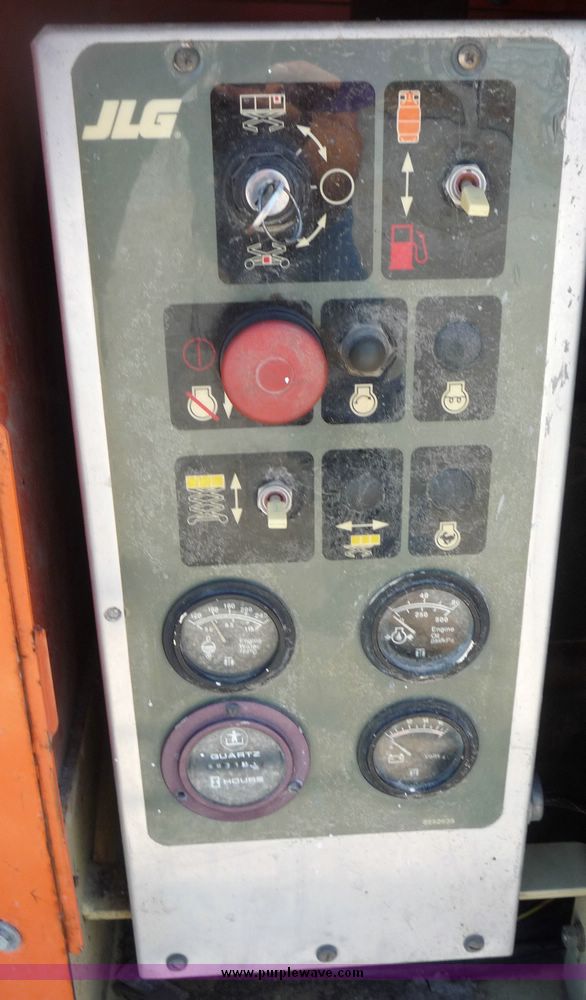 image for item 5069 JLG 40RTS scissor lift