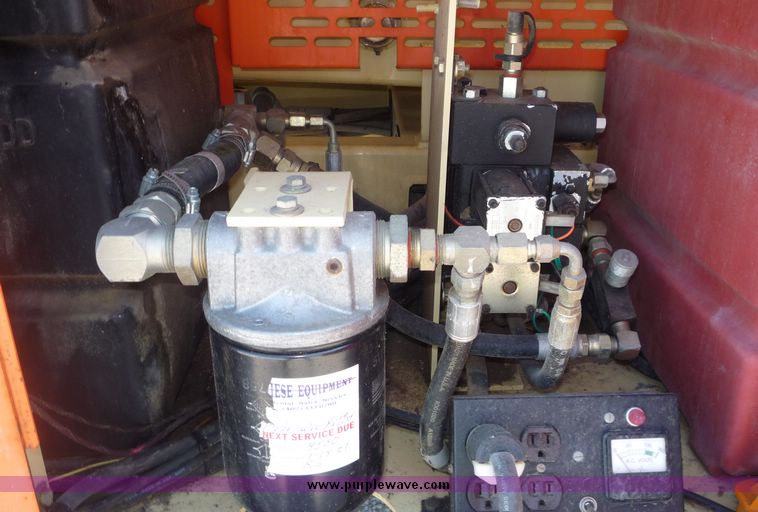 image for item 5069 JLG 40RTS scissor lift